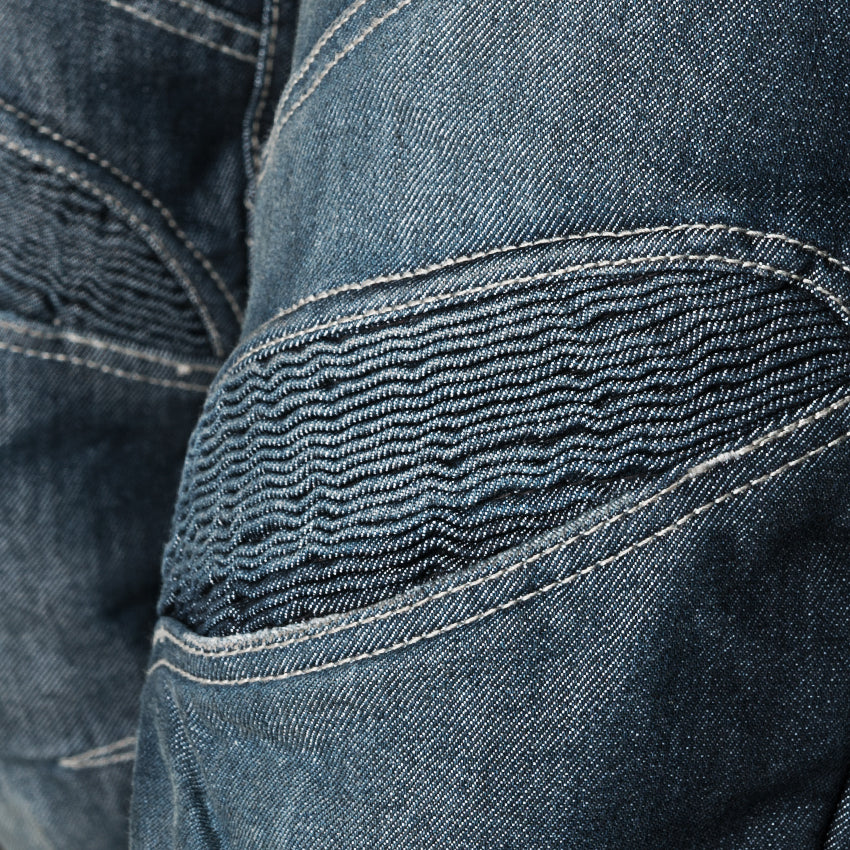 STRETCH PANEL AT KNEE